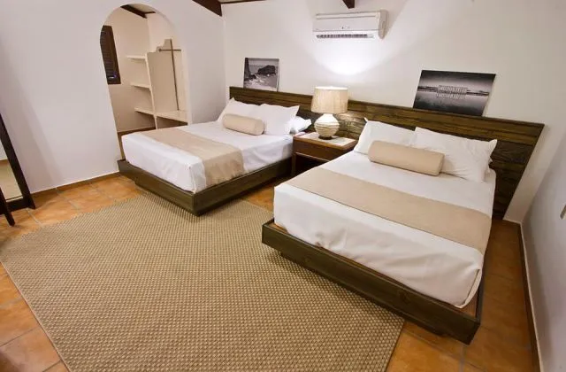 Hotel El Morro monte criti room2 larges beds